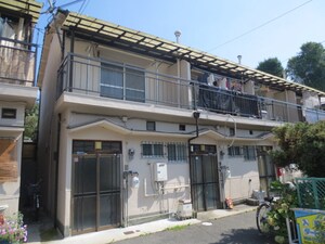 山本テラスハウス西棟外観写真