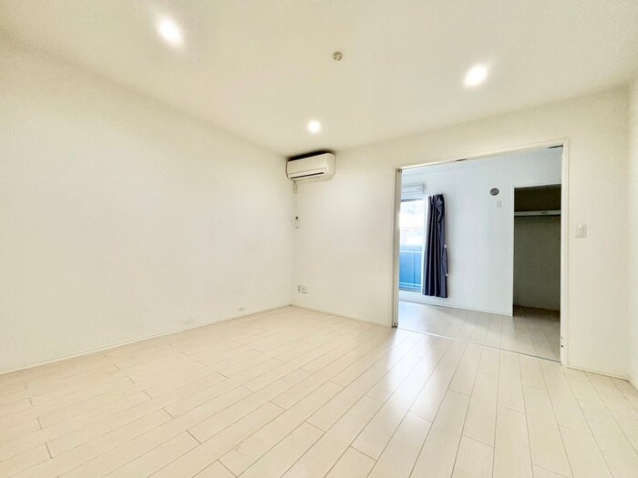 物件内観写真14　(居室)