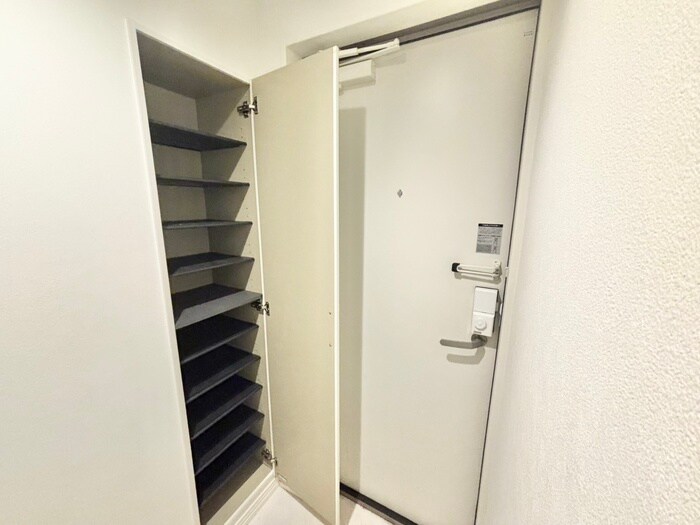 物件内観写真19　(靴箱)