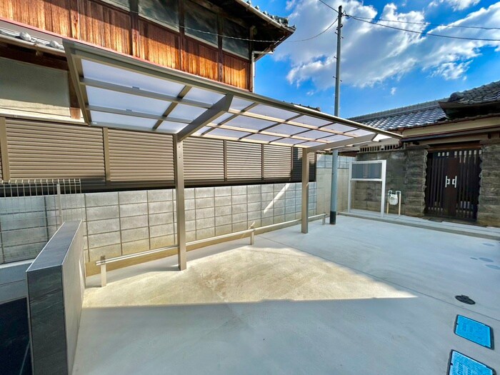 物件外観写真4　(駐輪場)