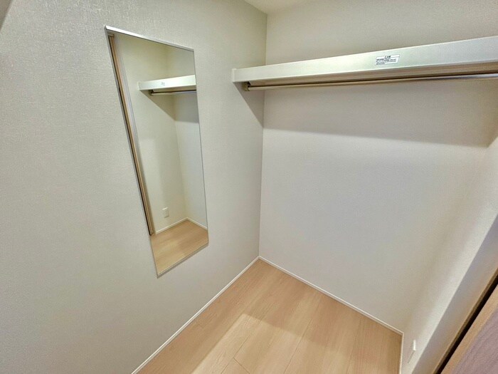 物件内観写真15　(収納)