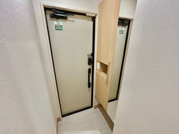 物件内観写真20　(玄関)