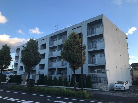 ロイヤルコーポSAKAGUCHI外観写真