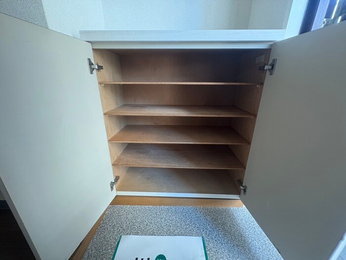 物件内観写真20　(靴箱)