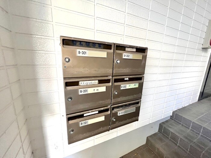 物件外観写真6　(建物設備)