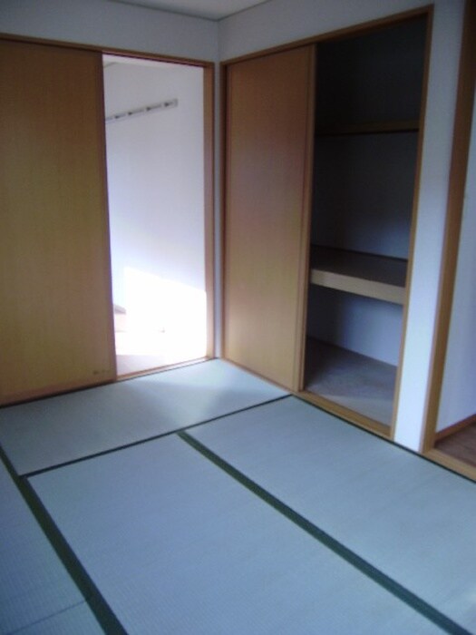 物件内観写真15　(居室)