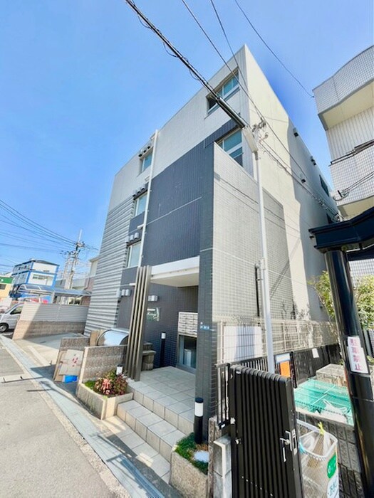 物件外観写真3　(外観写真)