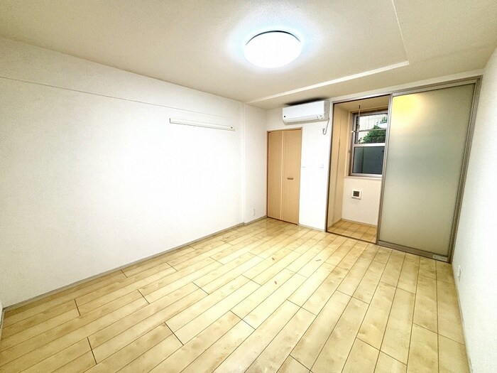 物件内観写真14　(居室)