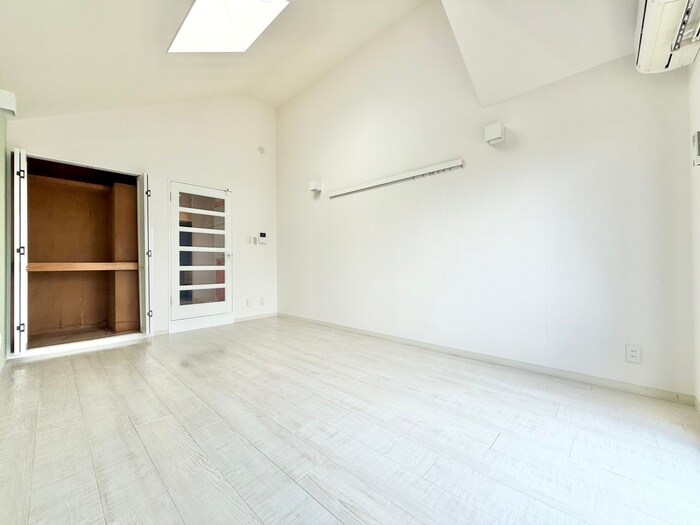 物件内観写真9　(居室)