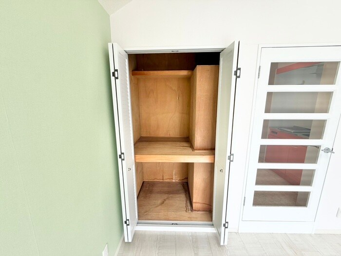 物件内観写真12　(収納)