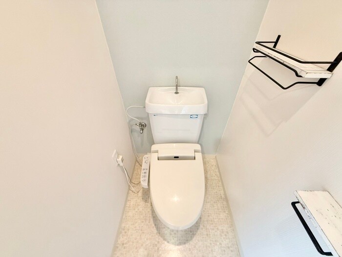 物件内観写真14　(トイレ)