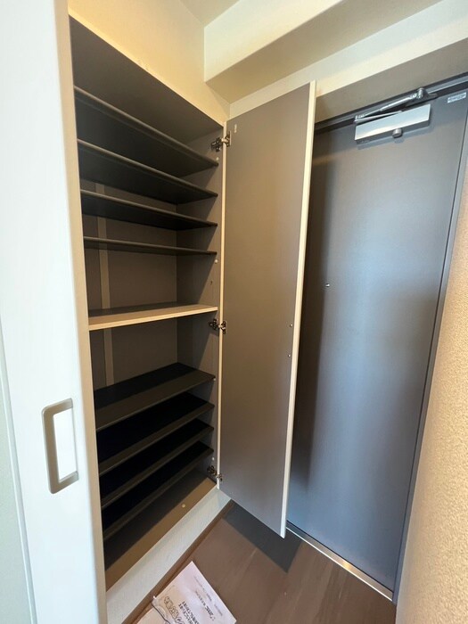 物件内観写真11　(靴箱)