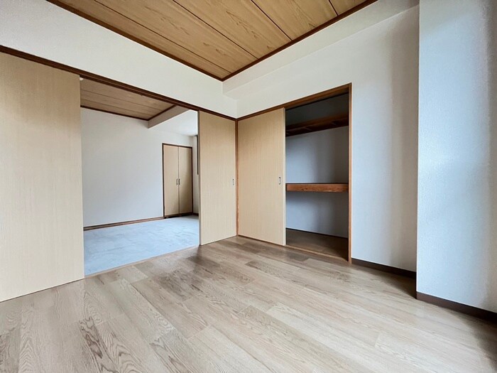 物件内観写真8　(居室)