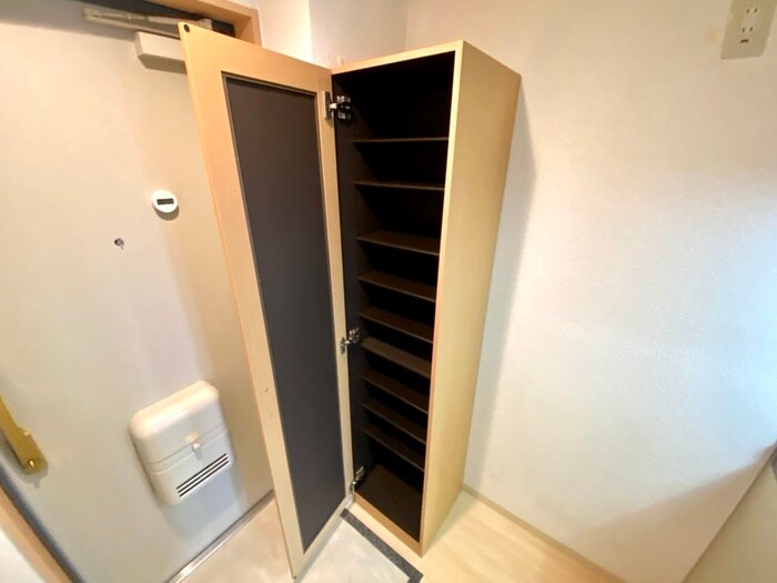 物件内観写真13　(靴箱)