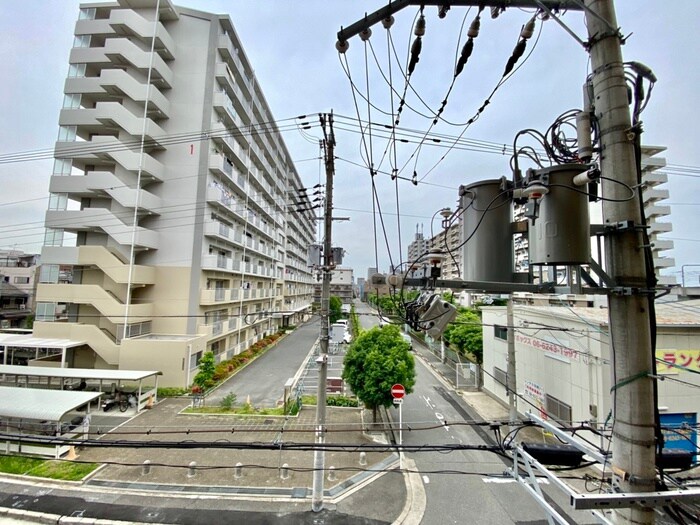 物件内観写真15　(室内からの展望)