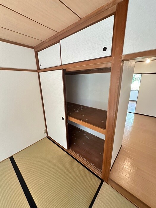 物件内観写真15　(収納)