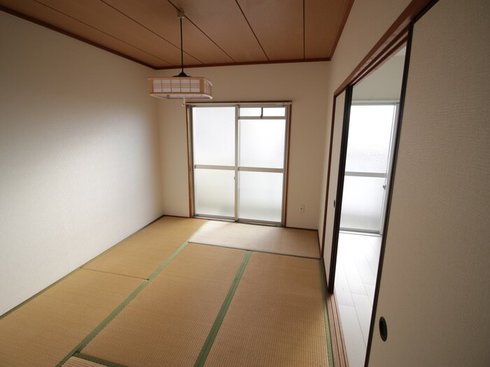 物件内観写真8　(居室)