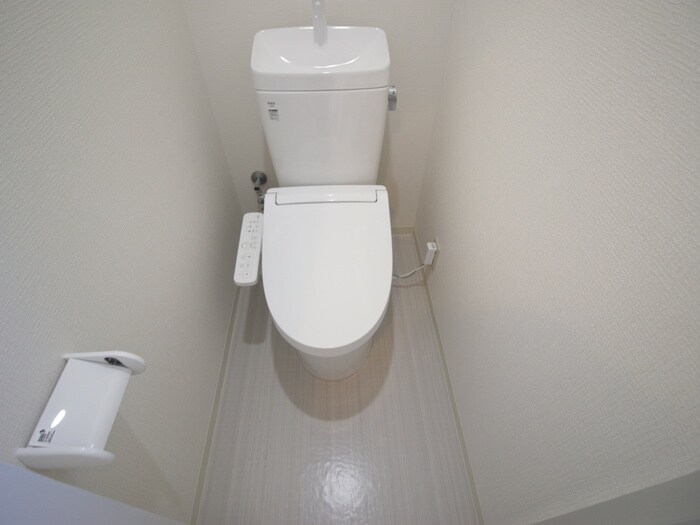 物件内観写真14　(トイレ)