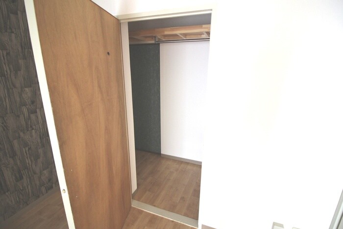 物件内観写真13　(収納)