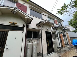 芝生6戸1外観写真