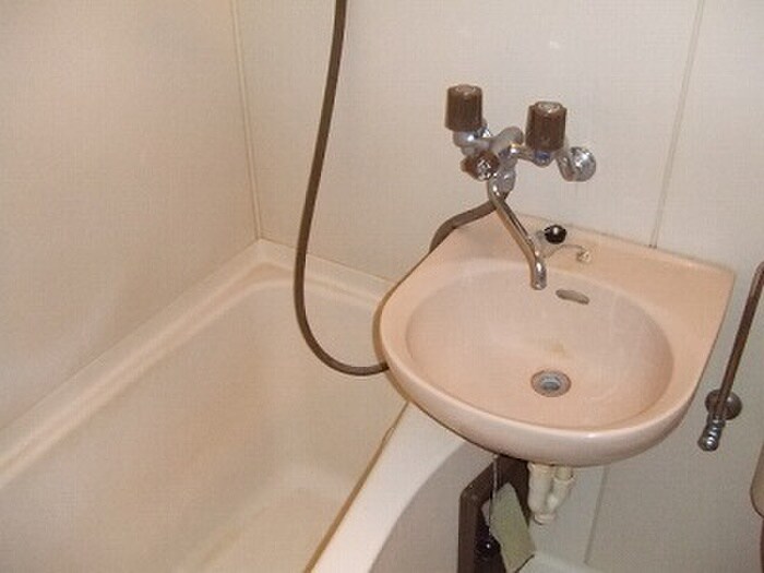 物件内観写真7　(洗面)