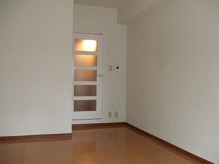 物件内観写真11　(居室)