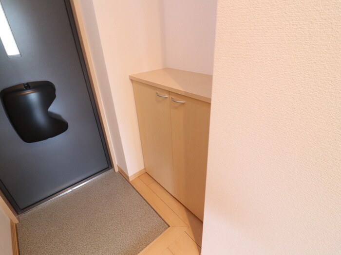 物件内観写真17　(靴箱)
