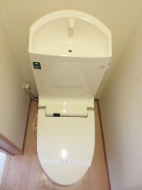 物件内観写真14　(トイレ)