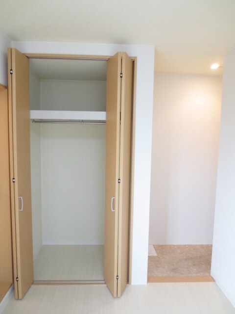 物件内観写真16　(収納)