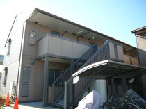 リバ－ハイツＢ棟の外観写真