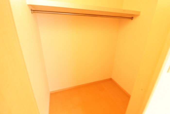 物件内観写真16　(収納)