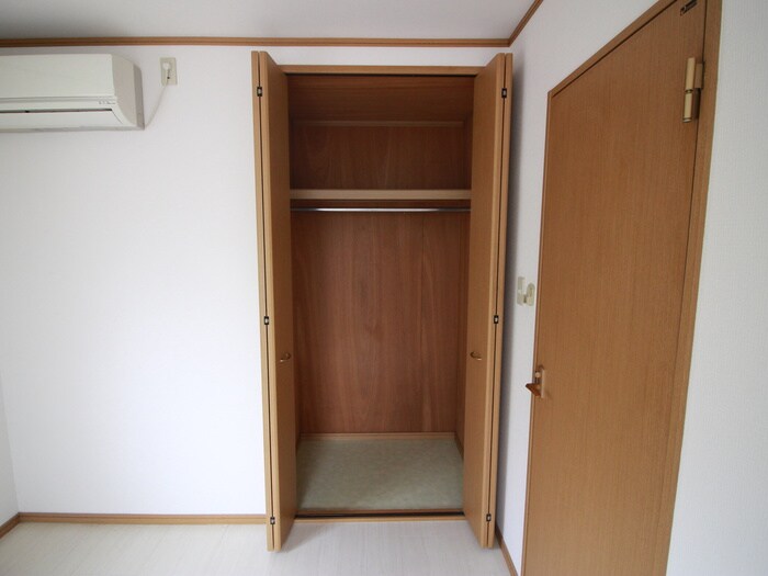 物件内観写真11　(収納)