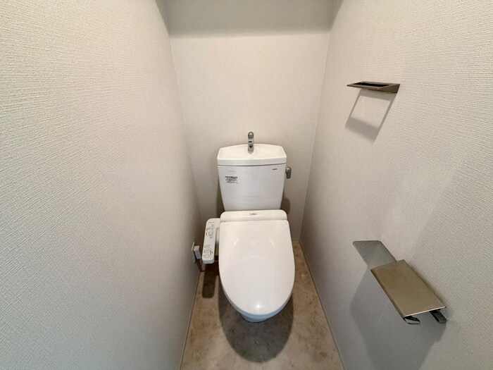 物件内観写真11　(トイレ)