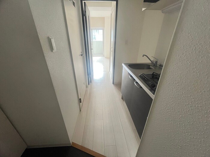 物件内観写真15　(廊下)