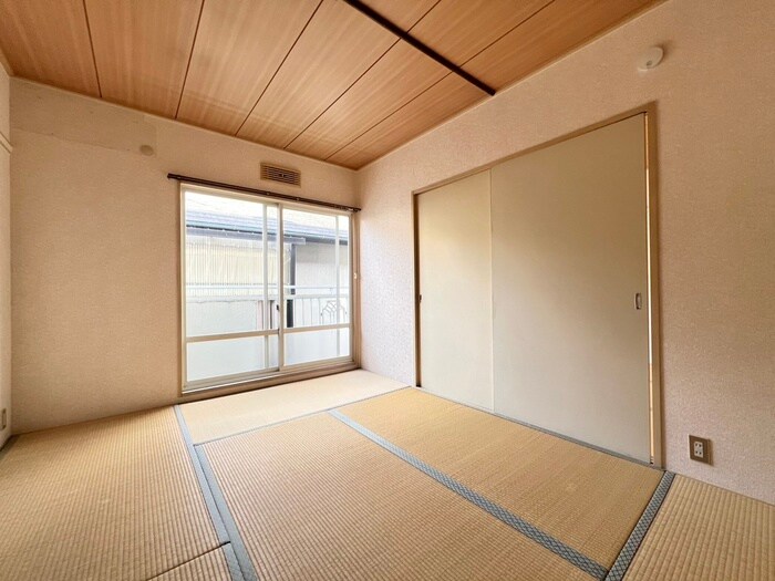 物件内観写真10　(居室)