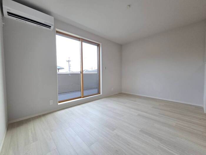 物件内観写真11　(居室)