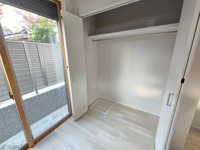 物件内観写真12　(収納)