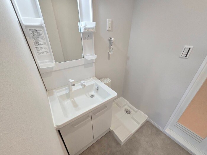 物件内観写真15　(洗面)