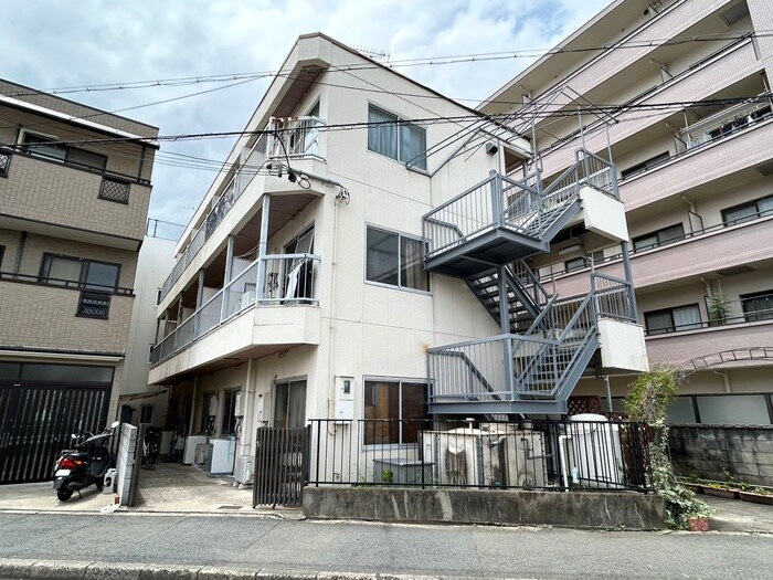 物件外観写真6　(外観写真)