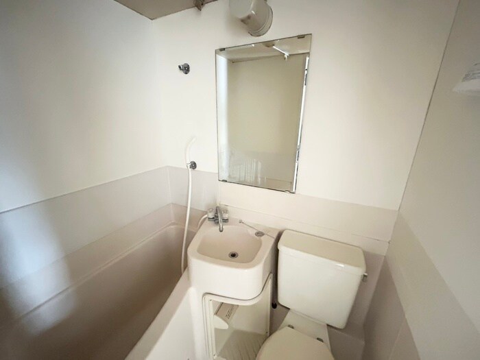 物件内観写真13　(洗面)