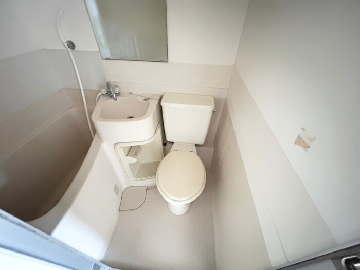 物件内観写真14　(トイレ)