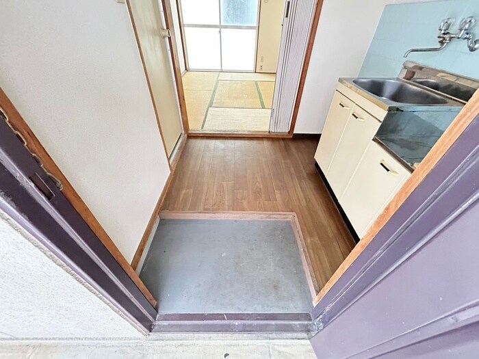 物件内観写真15　(玄関)