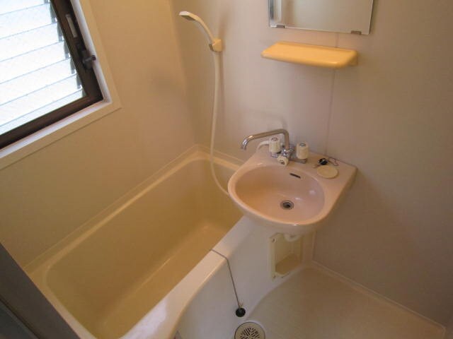 物件内観写真8　(バス／シャワールーム等)