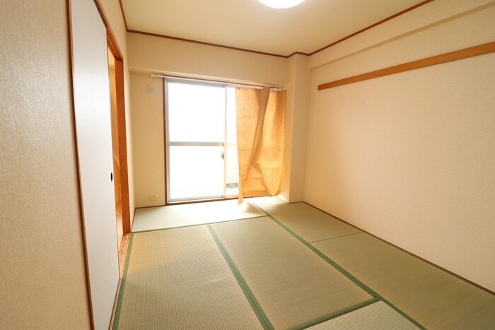 物件内観写真9　(居室)