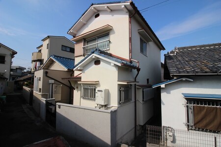 津久野2丁貸家外観写真