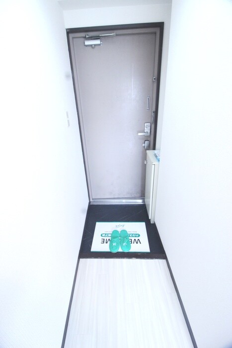 物件内観写真19　(玄関)