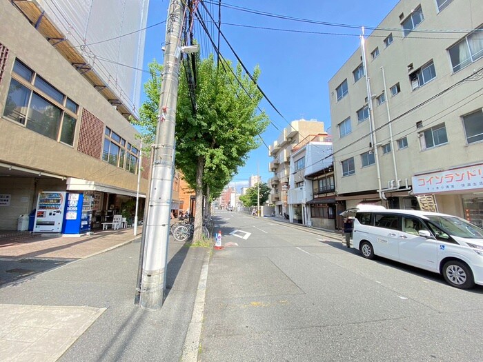 物件外観写真6　(周辺環境)