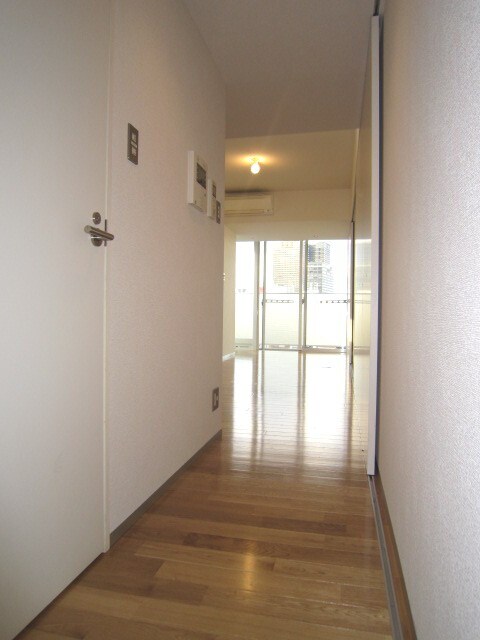 物件内観写真15　(廊下)