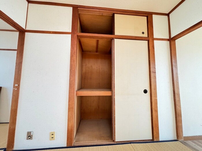 物件内観写真10　(収納)