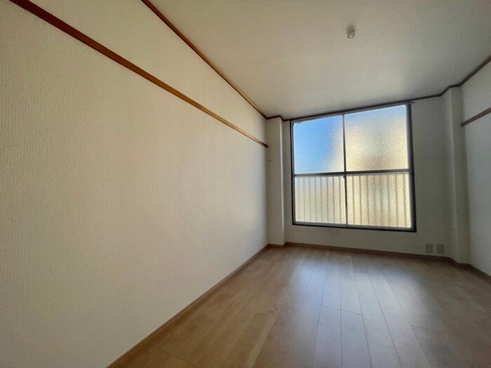 物件内観写真11　(居室)